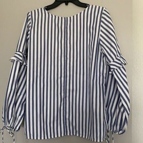 STYLE ENVY M Striped Oversized Long Ruffled Sleeves Blouse - Picture 12 of 12